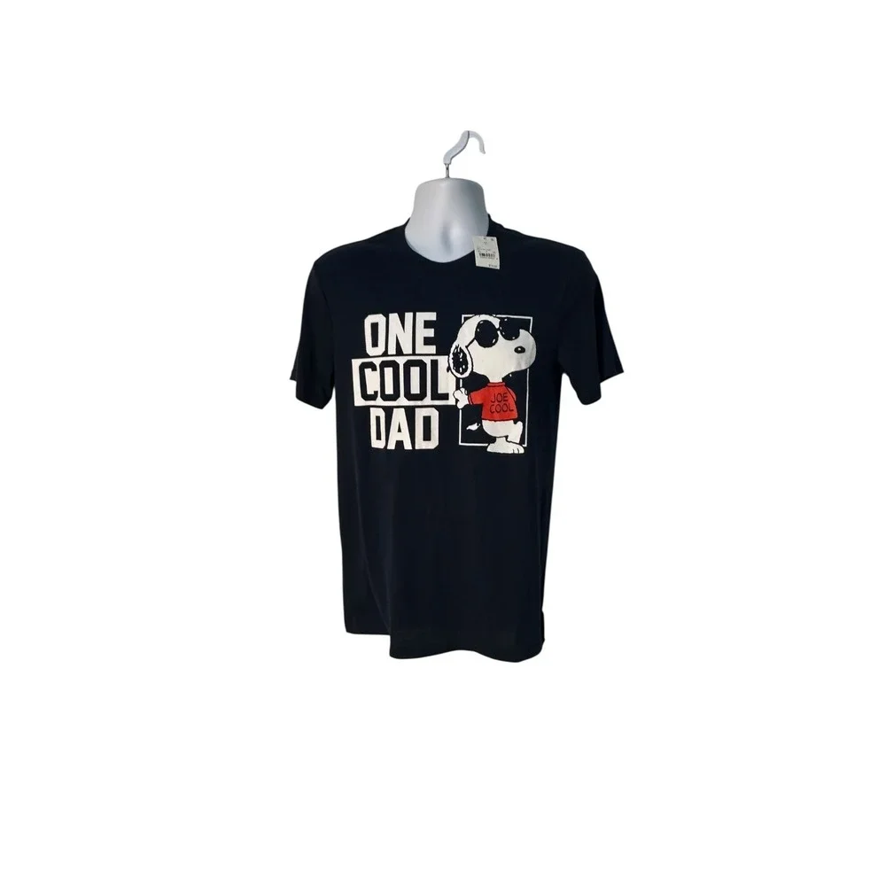 Peanuts Snoopy One Cool Dad Graphic T-Shirt‎ Mens Size S Navy Blue